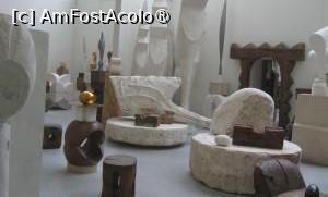 [P18] Sculpturi în atelierul lui Brancuşi din Paris  » foto by Michi
 - 
<span class="allrVoted glyphicon glyphicon-heart hidden" id="av1495196"></span>
<a class="m-l-10 hidden" id="sv1495196" onclick="voting_Foto_DelVot(,1495196,4551)" role="button">șterge vot <span class="glyphicon glyphicon-remove"></span></a>
<a id="v91495196" class=" c-red"  onclick="voting_Foto_SetVot(1495196)" role="button"><span class="glyphicon glyphicon-heart-empty"></span> <b>LIKE</b> = Votează poza</a> <img class="hidden"  id="f1495196W9" src="/imagini/loader.gif" border="0" /><span class="AjErrMes hidden" id="e1495196ErM"></span>