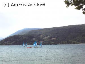 [P24] Lac dʼAnnecy.  » foto by Carmen Ion
 - 
<span class="allrVoted glyphicon glyphicon-heart hidden" id="av927583"></span>
<a class="m-l-10 hidden" id="sv927583" onclick="voting_Foto_DelVot(,927583,4561)" role="button">șterge vot <span class="glyphicon glyphicon-remove"></span></a>
<a id="v9927583" class=" c-red"  onclick="voting_Foto_SetVot(927583)" role="button"><span class="glyphicon glyphicon-heart-empty"></span> <b>LIKE</b> = Votează poza</a> <img class="hidden"  id="f927583W9" src="/imagini/loader.gif" border="0" /><span class="AjErrMes hidden" id="e927583ErM"></span>