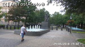 [P27] Bratislava - Centrul Vechi » foto by ungureanica
 - 
<span class="allrVoted glyphicon glyphicon-heart hidden" id="av980779"></span>
<a class="m-l-10 hidden" id="sv980779" onclick="voting_Foto_DelVot(,980779,4596)" role="button">șterge vot <span class="glyphicon glyphicon-remove"></span></a>
<a id="v9980779" class=" c-red"  onclick="voting_Foto_SetVot(980779)" role="button"><span class="glyphicon glyphicon-heart-empty"></span> <b>LIKE</b> = Votează poza</a> <img class="hidden"  id="f980779W9" src="/imagini/loader.gif" border="0" /><span class="AjErrMes hidden" id="e980779ErM"></span>