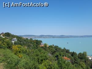 [P06] Lacul Balaton vazut de la manastirea Tihany » foto by RAlexandra
 - 
<span class="allrVoted glyphicon glyphicon-heart hidden" id="av979385"></span>
<a class="m-l-10 hidden" id="sv979385" onclick="voting_Foto_DelVot(,979385,4597)" role="button">șterge vot <span class="glyphicon glyphicon-remove"></span></a>
<a id="v9979385" class=" c-red"  onclick="voting_Foto_SetVot(979385)" role="button"><span class="glyphicon glyphicon-heart-empty"></span> <b>LIKE</b> = Votează poza</a> <img class="hidden"  id="f979385W9" src="/imagini/loader.gif" border="0" /><span class="AjErrMes hidden" id="e979385ErM"></span>