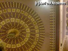 [P06] o parte din tavanul salii de spectacol » foto by titzian
 - 
<span class="allrVoted glyphicon glyphicon-heart hidden" id="av141076"></span>
<a class="m-l-10 hidden" id="sv141076" onclick="voting_Foto_DelVot(,141076,4629)" role="button">șterge vot <span class="glyphicon glyphicon-remove"></span></a>
<a id="v9141076" class=" c-red"  onclick="voting_Foto_SetVot(141076)" role="button"><span class="glyphicon glyphicon-heart-empty"></span> <b>LIKE</b> = Votează poza</a> <img class="hidden"  id="f141076W9" src="/imagini/loader.gif" border="0" /><span class="AjErrMes hidden" id="e141076ErM"></span>