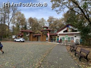 [P33] Târgu Mureș,intrare în zoo » foto by AZE
 - 
<span class="allrVoted glyphicon glyphicon-heart hidden" id="av1396610"></span>
<a class="m-l-10 hidden" id="sv1396610" onclick="voting_Foto_DelVot(,1396610,4629)" role="button">șterge vot <span class="glyphicon glyphicon-remove"></span></a>
<a id="v91396610" class=" c-red"  onclick="voting_Foto_SetVot(1396610)" role="button"><span class="glyphicon glyphicon-heart-empty"></span> <b>LIKE</b> = Votează poza</a> <img class="hidden"  id="f1396610W9" src="/imagini/loader.gif" border="0" /><span class="AjErrMes hidden" id="e1396610ErM"></span>