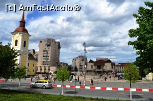 [P10] Piața Teatrului și turnul bisericii franciscane în prezent » foto by AZE
 - 
<span class="allrVoted glyphicon glyphicon-heart hidden" id="av958705"></span>
<a class="m-l-10 hidden" id="sv958705" onclick="voting_Foto_DelVot(,958705,4629)" role="button">șterge vot <span class="glyphicon glyphicon-remove"></span></a>
<a id="v9958705" class=" c-red"  onclick="voting_Foto_SetVot(958705)" role="button"><span class="glyphicon glyphicon-heart-empty"></span> <b>LIKE</b> = Votează poza</a> <img class="hidden"  id="f958705W9" src="/imagini/loader.gif" border="0" /><span class="AjErrMes hidden" id="e958705ErM"></span>