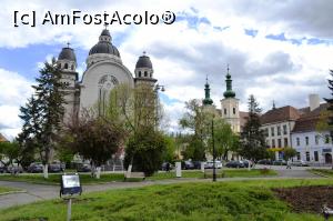 [P09] Piața Trandafirilor și bisericile » foto by AZE
 - 
<span class="allrVoted glyphicon glyphicon-heart hidden" id="av958704"></span>
<a class="m-l-10 hidden" id="sv958704" onclick="voting_Foto_DelVot(,958704,4629)" role="button">șterge vot <span class="glyphicon glyphicon-remove"></span></a>
<a id="v9958704" class=" c-red"  onclick="voting_Foto_SetVot(958704)" role="button"><span class="glyphicon glyphicon-heart-empty"></span> <b>LIKE</b> = Votează poza</a> <img class="hidden"  id="f958704W9" src="/imagini/loader.gif" border="0" /><span class="AjErrMes hidden" id="e958704ErM"></span>