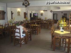 [P06] Restaurantul » foto by dorgo
 - 
<span class="allrVoted glyphicon glyphicon-heart hidden" id="av655042"></span>
<a class="m-l-10 hidden" id="sv655042" onclick="voting_Foto_DelVot(,655042,4675)" role="button">șterge vot <span class="glyphicon glyphicon-remove"></span></a>
<a id="v9655042" class=" c-red"  onclick="voting_Foto_SetVot(655042)" role="button"><span class="glyphicon glyphicon-heart-empty"></span> <b>LIKE</b> = Votează poza</a> <img class="hidden"  id="f655042W9" src="/imagini/loader.gif" border="0" /><span class="AjErrMes hidden" id="e655042ErM"></span>
