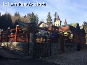 [P06] Restaurant Snow Sinaia.  » foto by Floria
 - 
<span class="allrVoted glyphicon glyphicon-heart hidden" id="av943978"></span>
<a class="m-l-10 hidden" id="sv943978" onclick="voting_Foto_DelVot(,943978,4690)" role="button">șterge vot <span class="glyphicon glyphicon-remove"></span></a>
<a id="v9943978" class=" c-red"  onclick="voting_Foto_SetVot(943978)" role="button"><span class="glyphicon glyphicon-heart-empty"></span> <b>LIKE</b> = Votează poza</a> <img class="hidden"  id="f943978W9" src="/imagini/loader.gif" border="0" /><span class="AjErrMes hidden" id="e943978ErM"></span>