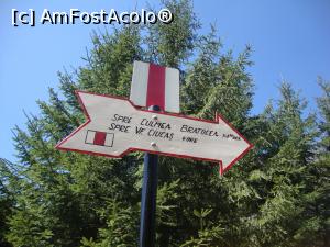 [P05] Indicatorul ne-a spus că până pe vârf vom face aproximativ 4 ore. Noi am făcut ceva mai mult, însă am oprit de mai multe ori.  » foto by Floryn81
 - 
<span class="allrVoted glyphicon glyphicon-heart hidden" id="av963978"></span>
<a class="m-l-10 hidden" id="sv963978" onclick="voting_Foto_DelVot(,963978,4696)" role="button">șterge vot <span class="glyphicon glyphicon-remove"></span></a>
<a id="v9963978" class=" c-red"  onclick="voting_Foto_SetVot(963978)" role="button"><span class="glyphicon glyphicon-heart-empty"></span> <b>LIKE</b> = Votează poza</a> <img class="hidden"  id="f963978W9" src="/imagini/loader.gif" border="0" /><span class="AjErrMes hidden" id="e963978ErM"></span>