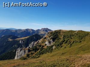 [P46] Munții Ciucaș.  » foto by Floryn81
 - 
<span class="allrVoted glyphicon glyphicon-heart hidden" id="av1121502"></span>
<a class="m-l-10 hidden" id="sv1121502" onclick="voting_Foto_DelVot(,1121502,4696)" role="button">șterge vot <span class="glyphicon glyphicon-remove"></span></a>
<a id="v91121502" class=" c-red"  onclick="voting_Foto_SetVot(1121502)" role="button"><span class="glyphicon glyphicon-heart-empty"></span> <b>LIKE</b> = Votează poza</a> <img class="hidden"  id="f1121502W9" src="/imagini/loader.gif" border="0" /><span class="AjErrMes hidden" id="e1121502ErM"></span>