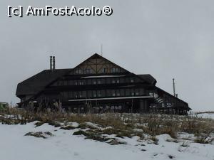 [P16] Noua Cab. Ciucas » foto by Dan&Ema
 - 
<span class="allrVoted glyphicon glyphicon-heart hidden" id="av918118"></span>
<a class="m-l-10 hidden" id="sv918118" onclick="voting_Foto_DelVot(,918118,4696)" role="button">șterge vot <span class="glyphicon glyphicon-remove"></span></a>
<a id="v9918118" class=" c-red"  onclick="voting_Foto_SetVot(918118)" role="button"><span class="glyphicon glyphicon-heart-empty"></span> <b>LIKE</b> = Votează poza</a> <img class="hidden"  id="f918118W9" src="/imagini/loader.gif" border="0" /><span class="AjErrMes hidden" id="e918118ErM"></span>