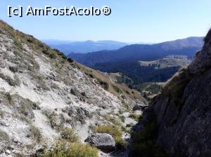 [P13] Partea mai grea a traseului. Mai mult din cauza grohotișului decât a pantei. » foto by Aurici
 - 
<span class="allrVoted glyphicon glyphicon-heart hidden" id="av906078"></span>
<a class="m-l-10 hidden" id="sv906078" onclick="voting_Foto_DelVot(,906078,4696)" role="button">șterge vot <span class="glyphicon glyphicon-remove"></span></a>
<a id="v9906078" class=" c-red"  onclick="voting_Foto_SetVot(906078)" role="button"><span class="glyphicon glyphicon-heart-empty"></span> <b>LIKE</b> = Votează poza</a> <img class="hidden"  id="f906078W9" src="/imagini/loader.gif" border="0" /><span class="AjErrMes hidden" id="e906078ErM"></span>