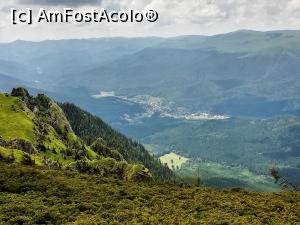 [P16] Undeva jos este locul unde trebuia sa ajungem - Stațiunea Cheia » foto by Mika
 - 
<span class="allrVoted glyphicon glyphicon-heart hidden" id="av1080440"></span>
<a class="m-l-10 hidden" id="sv1080440" onclick="voting_Foto_DelVot(,1080440,4696)" role="button">șterge vot <span class="glyphicon glyphicon-remove"></span></a>
<a id="v91080440" class=" c-red"  onclick="voting_Foto_SetVot(1080440)" role="button"><span class="glyphicon glyphicon-heart-empty"></span> <b>LIKE</b> = Votează poza</a> <img class="hidden"  id="f1080440W9" src="/imagini/loader.gif" border="0" /><span class="AjErrMes hidden" id="e1080440ErM"></span>