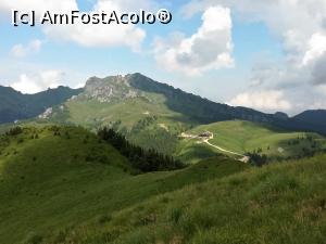 [P06] Varful Ciucaș și la poalele lui Cabana Ciucaș » foto by Mika
 - 
<span class="allrVoted glyphicon glyphicon-heart hidden" id="av1080430"></span>
<a class="m-l-10 hidden" id="sv1080430" onclick="voting_Foto_DelVot(,1080430,4696)" role="button">șterge vot <span class="glyphicon glyphicon-remove"></span></a>
<a id="v91080430" class=" c-red"  onclick="voting_Foto_SetVot(1080430)" role="button"><span class="glyphicon glyphicon-heart-empty"></span> <b>LIKE</b> = Votează poza</a> <img class="hidden"  id="f1080430W9" src="/imagini/loader.gif" border="0" /><span class="AjErrMes hidden" id="e1080430ErM"></span>