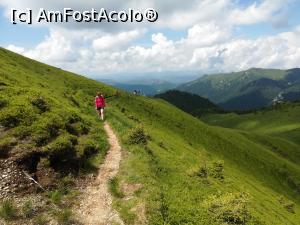 [P07] Spre ”La Răcruce” » foto by Mika
 - 
<span class="allrVoted glyphicon glyphicon-heart hidden" id="av1080431"></span>
<a class="m-l-10 hidden" id="sv1080431" onclick="voting_Foto_DelVot(,1080431,4696)" role="button">șterge vot <span class="glyphicon glyphicon-remove"></span></a>
<a id="v91080431" class=" c-red"  onclick="voting_Foto_SetVot(1080431)" role="button"><span class="glyphicon glyphicon-heart-empty"></span> <b>LIKE</b> = Votează poza</a> <img class="hidden"  id="f1080431W9" src="/imagini/loader.gif" border="0" /><span class="AjErrMes hidden" id="e1080431ErM"></span>