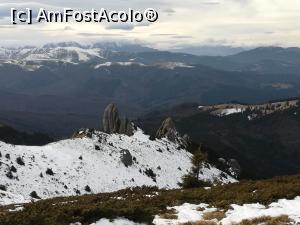 [P26] Vedere din Șaua Tigăilor » foto by Mika
 - 
<span class="allrVoted glyphicon glyphicon-heart hidden" id="av1160787"></span>
<a class="m-l-10 hidden" id="sv1160787" onclick="voting_Foto_DelVot(,1160787,4696)" role="button">șterge vot <span class="glyphicon glyphicon-remove"></span></a>
<a id="v91160787" class=" c-red"  onclick="voting_Foto_SetVot(1160787)" role="button"><span class="glyphicon glyphicon-heart-empty"></span> <b>LIKE</b> = Votează poza</a> <img class="hidden"  id="f1160787W9" src="/imagini/loader.gif" border="0" /><span class="AjErrMes hidden" id="e1160787ErM"></span>