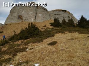 [P44] Decembrie - formațiune stâncoasă pe drumul spre vârf » foto by Mika
 - 
<span class="allrVoted glyphicon glyphicon-heart hidden" id="av1160805"></span>
<a class="m-l-10 hidden" id="sv1160805" onclick="voting_Foto_DelVot(,1160805,4696)" role="button">șterge vot <span class="glyphicon glyphicon-remove"></span></a>
<a id="v91160805" class=" c-red"  onclick="voting_Foto_SetVot(1160805)" role="button"><span class="glyphicon glyphicon-heart-empty"></span> <b>LIKE</b> = Votează poza</a> <img class="hidden"  id="f1160805W9" src="/imagini/loader.gif" border="0" /><span class="AjErrMes hidden" id="e1160805ErM"></span>