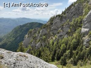[P14] Peisaj stâncos din Ciucaș » foto by Mika
 - 
<span class="allrVoted glyphicon glyphicon-heart hidden" id="av1166989"></span>
<a class="m-l-10 hidden" id="sv1166989" onclick="voting_Foto_DelVot(,1166989,4696)" role="button">șterge vot <span class="glyphicon glyphicon-remove"></span></a>
<a id="v91166989" class=" c-red"  onclick="voting_Foto_SetVot(1166989)" role="button"><span class="glyphicon glyphicon-heart-empty"></span> <b>LIKE</b> = Votează poza</a> <img class="hidden"  id="f1166989W9" src="/imagini/loader.gif" border="0" /><span class="AjErrMes hidden" id="e1166989ErM"></span>