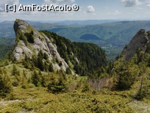 [P15] Piatra pe care ne-am urcat și Valea Stânii » foto by Mika
 - 
<span class="allrVoted glyphicon glyphicon-heart hidden" id="av1166990"></span>
<a class="m-l-10 hidden" id="sv1166990" onclick="voting_Foto_DelVot(,1166990,4696)" role="button">șterge vot <span class="glyphicon glyphicon-remove"></span></a>
<a id="v91166990" class=" c-red"  onclick="voting_Foto_SetVot(1166990)" role="button"><span class="glyphicon glyphicon-heart-empty"></span> <b>LIKE</b> = Votează poza</a> <img class="hidden"  id="f1166990W9" src="/imagini/loader.gif" border="0" /><span class="AjErrMes hidden" id="e1166990ErM"></span>