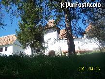 [P13] cetatea  Viscri vazuta de la firul ierbii » foto by stefania mitila
 - 
<span class="allrVoted glyphicon glyphicon-heart hidden" id="av201209"></span>
<a class="m-l-10 hidden" id="sv201209" onclick="voting_Foto_DelVot(,201209,4703)" role="button">șterge vot <span class="glyphicon glyphicon-remove"></span></a>
<a id="v9201209" class=" c-red"  onclick="voting_Foto_SetVot(201209)" role="button"><span class="glyphicon glyphicon-heart-empty"></span> <b>LIKE</b> = Votează poza</a> <img class="hidden"  id="f201209W9" src="/imagini/loader.gif" border="0" /><span class="AjErrMes hidden" id="e201209ErM"></span>