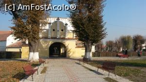 [P27] Harman - parculetul din fata cetatii te imbie sa mai zabovesti si sa admiri.  » foto by mishu
 - 
<span class="allrVoted glyphicon glyphicon-heart hidden" id="av767856"></span>
<a class="m-l-10 hidden" id="sv767856" onclick="voting_Foto_DelVot(,767856,4703)" role="button">șterge vot <span class="glyphicon glyphicon-remove"></span></a>
<a id="v9767856" class=" c-red"  onclick="voting_Foto_SetVot(767856)" role="button"><span class="glyphicon glyphicon-heart-empty"></span> <b>LIKE</b> = Votează poza</a> <img class="hidden"  id="f767856W9" src="/imagini/loader.gif" border="0" /><span class="AjErrMes hidden" id="e767856ErM"></span>