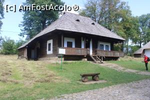 [P12] Suceava, Muzeul Satului Bocovinean, Casa Cacica cu Obiceiuri legate de Înmormântare » foto by mprofeanu
 - 
<span class="allrVoted glyphicon glyphicon-heart hidden" id="av1324051"></span>
<a class="m-l-10 hidden" id="sv1324051" onclick="voting_Foto_DelVot(,1324051,4721)" role="button">șterge vot <span class="glyphicon glyphicon-remove"></span></a>
<a id="v91324051" class=" c-red"  onclick="voting_Foto_SetVot(1324051)" role="button"><span class="glyphicon glyphicon-heart-empty"></span> <b>LIKE</b> = Votează poza</a> <img class="hidden"  id="f1324051W9" src="/imagini/loader.gif" border="0" /><span class="AjErrMes hidden" id="e1324051ErM"></span>