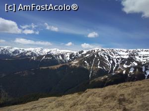 [P35] Iezer Păpușa, sus » foto by Mioritik
 - 
<span class="allrVoted glyphicon glyphicon-heart hidden" id="av1229481"></span>
<a class="m-l-10 hidden" id="sv1229481" onclick="voting_Foto_DelVot(,1229481,4725)" role="button">șterge vot <span class="glyphicon glyphicon-remove"></span></a>
<a id="v91229481" class=" c-red"  onclick="voting_Foto_SetVot(1229481)" role="button"><span class="glyphicon glyphicon-heart-empty"></span> <b>LIKE</b> = Votează poza</a> <img class="hidden"  id="f1229481W9" src="/imagini/loader.gif" border="0" /><span class="AjErrMes hidden" id="e1229481ErM"></span>