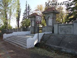 [P44] Cimitirul ostașilor români și germani (1916 - 1918) din localitatea Bordești.  » foto by Floryn81
 - 
<span class="allrVoted glyphicon glyphicon-heart hidden" id="av428041"></span>
<a class="m-l-10 hidden" id="sv428041" onclick="voting_Foto_DelVot(,428041,4746)" role="button">șterge vot <span class="glyphicon glyphicon-remove"></span></a>
<a id="v9428041" class=" c-red"  onclick="voting_Foto_SetVot(428041)" role="button"><span class="glyphicon glyphicon-heart-empty"></span> <b>LIKE</b> = Votează poza</a> <img class="hidden"  id="f428041W9" src="/imagini/loader.gif" border="0" /><span class="AjErrMes hidden" id="e428041ErM"></span>