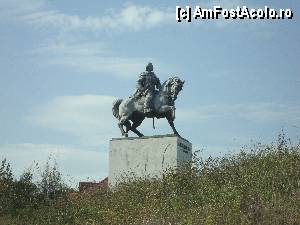 [P50] La plecare am trecut pe lângă statuia care îl înfățișează pe generalul rus Alexandr Suvorov.  » foto by Floryn81
 - 
<span class="allrVoted glyphicon glyphicon-heart hidden" id="av428047"></span>
<a class="m-l-10 hidden" id="sv428047" onclick="voting_Foto_DelVot(,428047,4746)" role="button">șterge vot <span class="glyphicon glyphicon-remove"></span></a>
<a id="v9428047" class=" c-red"  onclick="voting_Foto_SetVot(428047)" role="button"><span class="glyphicon glyphicon-heart-empty"></span> <b>LIKE</b> = Votează poza</a> <img class="hidden"  id="f428047W9" src="/imagini/loader.gif" border="0" /><span class="AjErrMes hidden" id="e428047ErM"></span>