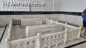 [P26] acesta-i mausoleul » foto by robert
 - 
<span class="allrVoted glyphicon glyphicon-heart hidden" id="av1332181"></span>
<a class="m-l-10 hidden" id="sv1332181" onclick="voting_Foto_DelVot(,1332181,4748)" role="button">șterge vot <span class="glyphicon glyphicon-remove"></span></a>
<a id="v91332181" class=" c-red"  onclick="voting_Foto_SetVot(1332181)" role="button"><span class="glyphicon glyphicon-heart-empty"></span> <b>LIKE</b> = Votează poza</a> <img class="hidden"  id="f1332181W9" src="/imagini/loader.gif" border="0" /><span class="AjErrMes hidden" id="e1332181ErM"></span>