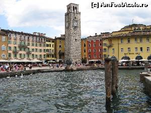 [P01] Torre Apponale din Riva del Garda » foto by vlado2
 - 
<span class="allrVoted glyphicon glyphicon-heart hidden" id="av548449"></span>
<a class="m-l-10 hidden" id="sv548449" onclick="voting_Foto_DelVot(,548449,4749)" role="button">șterge vot <span class="glyphicon glyphicon-remove"></span></a>
<a id="v9548449" class=" c-red"  onclick="voting_Foto_SetVot(548449)" role="button"><span class="glyphicon glyphicon-heart-empty"></span> <b>LIKE</b> = Votează poza</a> <img class="hidden"  id="f548449W9" src="/imagini/loader.gif" border="0" /><span class="AjErrMes hidden" id="e548449ErM"></span>