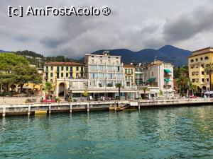 [P19] Navigând pe lacul Garda; hoteluri în Gardone » foto by crismis
 - 
<span class="allrVoted glyphicon glyphicon-heart hidden" id="av1514908"></span>
<a class="m-l-10 hidden" id="sv1514908" onclick="voting_Foto_DelVot(,1514908,4749)" role="button">șterge vot <span class="glyphicon glyphicon-remove"></span></a>
<a id="v91514908" class=" c-red"  onclick="voting_Foto_SetVot(1514908)" role="button"><span class="glyphicon glyphicon-heart-empty"></span> <b>LIKE</b> = Votează poza</a> <img class="hidden"  id="f1514908W9" src="/imagini/loader.gif" border="0" /><span class="AjErrMes hidden" id="e1514908ErM"></span>