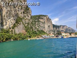 [P33] Navigând pe lacul Garda » foto by crismis
 - 
<span class="allrVoted glyphicon glyphicon-heart hidden" id="av1514922"></span>
<a class="m-l-10 hidden" id="sv1514922" onclick="voting_Foto_DelVot(,1514922,4749)" role="button">șterge vot <span class="glyphicon glyphicon-remove"></span></a>
<a id="v91514922" class=" c-red"  onclick="voting_Foto_SetVot(1514922)" role="button"><span class="glyphicon glyphicon-heart-empty"></span> <b>LIKE</b> = Votează poza</a> <img class="hidden"  id="f1514922W9" src="/imagini/loader.gif" border="0" /><span class="AjErrMes hidden" id="e1514922ErM"></span>