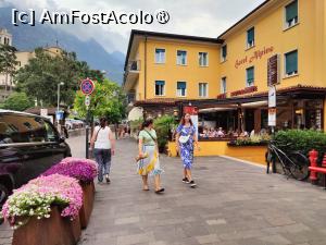 [P53] La pas (rapid) prin Malcesine » foto by crismis
 - 
<span class="allrVoted glyphicon glyphicon-heart hidden" id="av1514942"></span>
<a class="m-l-10 hidden" id="sv1514942" onclick="voting_Foto_DelVot(,1514942,4749)" role="button">șterge vot <span class="glyphicon glyphicon-remove"></span></a>
<a id="v91514942" class=" c-red"  onclick="voting_Foto_SetVot(1514942)" role="button"><span class="glyphicon glyphicon-heart-empty"></span> <b>LIKE</b> = Votează poza</a> <img class="hidden"  id="f1514942W9" src="/imagini/loader.gif" border="0" /><span class="AjErrMes hidden" id="e1514942ErM"></span>