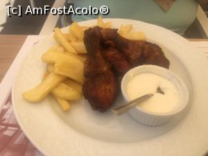 [P20] Restaurant Casa Muresana - ciocanele de pui cu cartofi prajiti si mujdei » foto by mishu
 - 
<span class="allrVoted glyphicon glyphicon-heart hidden" id="av1181840"></span>
<a class="m-l-10 hidden" id="sv1181840" onclick="voting_Foto_DelVot(,1181840,4761)" role="button">șterge vot <span class="glyphicon glyphicon-remove"></span></a>
<a id="v91181840" class=" c-red"  onclick="voting_Foto_SetVot(1181840)" role="button"><span class="glyphicon glyphicon-heart-empty"></span> <b>LIKE</b> = Votează poza</a> <img class="hidden"  id="f1181840W9" src="/imagini/loader.gif" border="0" /><span class="AjErrMes hidden" id="e1181840ErM"></span>