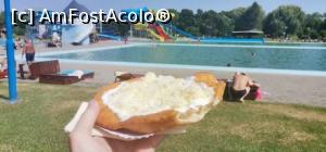 [P15] Langa terasa "Hot Fresh", se afla terasa Solyom, unde poti servi un delicios langos cu branza si smantana (10 lei) » foto by dorgo
 - 
<span class="allrVoted glyphicon glyphicon-heart hidden" id="av1268027"></span>
<a class="m-l-10 hidden" id="sv1268027" onclick="voting_Foto_DelVot(,1268027,4761)" role="button">șterge vot <span class="glyphicon glyphicon-remove"></span></a>
<a id="v91268027" class=" c-red"  onclick="voting_Foto_SetVot(1268027)" role="button"><span class="glyphicon glyphicon-heart-empty"></span> <b>LIKE</b> = Votează poza</a> <img class="hidden"  id="f1268027W9" src="/imagini/loader.gif" border="0" /><span class="AjErrMes hidden" id="e1268027ErM"></span>