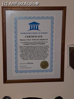 [P16] una dintre diplomele maestrului bucătar » foto by silvia tudoran
 - 
<span class="allrVoted glyphicon glyphicon-heart hidden" id="av1057058"></span>
<a class="m-l-10 hidden" id="sv1057058" onclick="voting_Foto_DelVot(,1057058,4795)" role="button">șterge vot <span class="glyphicon glyphicon-remove"></span></a>
<a id="v91057058" class=" c-red"  onclick="voting_Foto_SetVot(1057058)" role="button"><span class="glyphicon glyphicon-heart-empty"></span> <b>LIKE</b> = Votează poza</a> <img class="hidden"  id="f1057058W9" src="/imagini/loader.gif" border="0" /><span class="AjErrMes hidden" id="e1057058ErM"></span>
