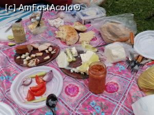 [P38] Dintre bunătățile picnic-ului.  » foto by Aurici
 - 
<span class="allrVoted glyphicon glyphicon-heart hidden" id="av1117605"></span>
<a class="m-l-10 hidden" id="sv1117605" onclick="voting_Foto_DelVot(,1117605,4816)" role="button">șterge vot <span class="glyphicon glyphicon-remove"></span></a>
<a id="v91117605" class=" c-red"  onclick="voting_Foto_SetVot(1117605)" role="button"><span class="glyphicon glyphicon-heart-empty"></span> <b>LIKE</b> = Votează poza</a> <img class="hidden"  id="f1117605W9" src="/imagini/loader.gif" border="0" /><span class="AjErrMes hidden" id="e1117605ErM"></span>