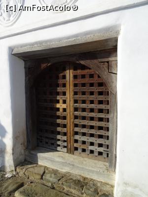 [P15] Intrare în beci - Casa cu blazoane - Chiojdu, Buzău.  » foto by tata123 🔱
 - 
<span class="allrVoted glyphicon glyphicon-heart hidden" id="av1047612"></span>
<a class="m-l-10 hidden" id="sv1047612" onclick="voting_Foto_DelVot(,1047612,4816)" role="button">șterge vot <span class="glyphicon glyphicon-remove"></span></a>
<a id="v91047612" class=" c-red"  onclick="voting_Foto_SetVot(1047612)" role="button"><span class="glyphicon glyphicon-heart-empty"></span> <b>LIKE</b> = Votează poza</a> <img class="hidden"  id="f1047612W9" src="/imagini/loader.gif" border="0" /><span class="AjErrMes hidden" id="e1047612ErM"></span>