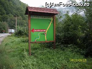 [P21] Către cascada Lotrișor.  » foto by purcelul*
 - 
<span class="allrVoted glyphicon glyphicon-heart hidden" id="av680028"></span>
<a class="m-l-10 hidden" id="sv680028" onclick="voting_Foto_DelVot(,680028,4859)" role="button">șterge vot <span class="glyphicon glyphicon-remove"></span></a>
<a id="v9680028" class=" c-red"  onclick="voting_Foto_SetVot(680028)" role="button"><span class="glyphicon glyphicon-heart-empty"></span> <b>LIKE</b> = Votează poza</a> <img class="hidden"  id="f680028W9" src="/imagini/loader.gif" border="0" /><span class="AjErrMes hidden" id="e680028ErM"></span>