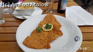 [P06] Șnițel vienez cu salată de cartofi la Restaurant Brandauer Schlossbrau din Viena » foto by ungureanica
 - 
<span class="allrVoted glyphicon glyphicon-heart hidden" id="av977966"></span>
<a class="m-l-10 hidden" id="sv977966" onclick="voting_Foto_DelVot(,977966,4865)" role="button">șterge vot <span class="glyphicon glyphicon-remove"></span></a>
<a id="v9977966" class=" c-red"  onclick="voting_Foto_SetVot(977966)" role="button"><span class="glyphicon glyphicon-heart-empty"></span> <b>LIKE</b> = Votează poza</a> <img class="hidden"  id="f977966W9" src="/imagini/loader.gif" border="0" /><span class="AjErrMes hidden" id="e977966ErM"></span>