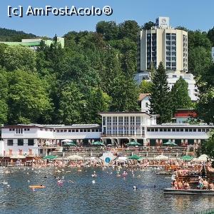 [P01] Lacul Ursu si doua hoteluri de cura balneara » foto by dorgo
 - 
<span class="allrVoted glyphicon glyphicon-heart hidden" id="av1365769"></span>
<a class="m-l-10 hidden" id="sv1365769" onclick="voting_Foto_DelVot(,1365769,4909)" role="button">șterge vot <span class="glyphicon glyphicon-remove"></span></a>
<a id="v91365769" class=" c-red"  onclick="voting_Foto_SetVot(1365769)" role="button"><span class="glyphicon glyphicon-heart-empty"></span> <b>LIKE</b> = Votează poza</a> <img class="hidden"  id="f1365769W9" src="/imagini/loader.gif" border="0" /><span class="AjErrMes hidden" id="e1365769ErM"></span>