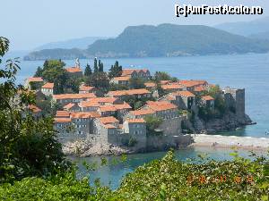 [P09] sveti stefan, inchisa pentru publicul obisnuit » foto by andreea72
 - 
<span class="allrVoted glyphicon glyphicon-heart hidden" id="av500456"></span>
<a class="m-l-10 hidden" id="sv500456" onclick="voting_Foto_DelVot(,500456,4928)" role="button">șterge vot <span class="glyphicon glyphicon-remove"></span></a>
<a id="v9500456" class=" c-red"  onclick="voting_Foto_SetVot(500456)" role="button"><span class="glyphicon glyphicon-heart-empty"></span> <b>LIKE</b> = Votează poza</a> <img class="hidden"  id="f500456W9" src="/imagini/loader.gif" border="0" /><span class="AjErrMes hidden" id="e500456ErM"></span>