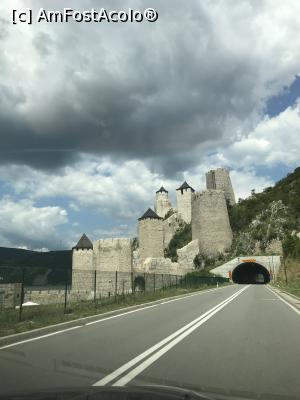 [P72] Golubac » foto by krisstinna
 - 
<span class="allrVoted glyphicon glyphicon-heart hidden" id="av1088318"></span>
<a class="m-l-10 hidden" id="sv1088318" onclick="voting_Foto_DelVot(,1088318,4928)" role="button">șterge vot <span class="glyphicon glyphicon-remove"></span></a>
<a id="v91088318" class=" c-red"  onclick="voting_Foto_SetVot(1088318)" role="button"><span class="glyphicon glyphicon-heart-empty"></span> <b>LIKE</b> = Votează poza</a> <img class="hidden"  id="f1088318W9" src="/imagini/loader.gif" border="0" /><span class="AjErrMes hidden" id="e1088318ErM"></span>