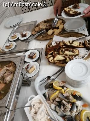 [P01] Cina bufet suedez » foto by mmierla
 - 
<span class="allrVoted glyphicon glyphicon-heart hidden" id="av1525623"></span>
<a class="m-l-10 hidden" id="sv1525623" onclick="voting_Foto_DelVot(,1525623,4946)" role="button">șterge vot <span class="glyphicon glyphicon-remove"></span></a>
<a id="v91525623" class=" c-red"  onclick="voting_Foto_SetVot(1525623)" role="button"><span class="glyphicon glyphicon-heart-empty"></span> <b>LIKE</b> = Votează poza</a> <img class="hidden"  id="f1525623W9" src="/imagini/loader.gif" border="0" /><span class="AjErrMes hidden" id="e1525623ErM"></span>