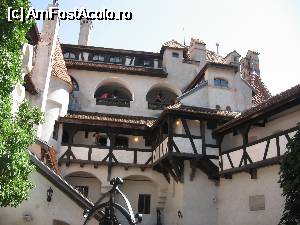 [P08] castelul pozat din curtea interioara » foto by zlatna
 - 
<span class="allrVoted glyphicon glyphicon-heart hidden" id="av812005"></span>
<a class="m-l-10 hidden" id="sv812005" onclick="voting_Foto_DelVot(,812005,4963)" role="button">șterge vot <span class="glyphicon glyphicon-remove"></span></a>
<a id="v9812005" class=" c-red"  onclick="voting_Foto_SetVot(812005)" role="button"><span class="glyphicon glyphicon-heart-empty"></span> <b>LIKE</b> = Votează poza</a> <img class="hidden"  id="f812005W9" src="/imagini/loader.gif" border="0" /><span class="AjErrMes hidden" id="e812005ErM"></span>