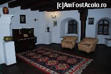 [P05] Castelul Bran, Sala de muzică și biblioteca » foto by unq
 - 
<span class="allrVoted glyphicon glyphicon-heart hidden" id="av467288"></span>
<a class="m-l-10 hidden" id="sv467288" onclick="voting_Foto_DelVot(,467288,4963)" role="button">șterge vot <span class="glyphicon glyphicon-remove"></span></a>
<a id="v9467288" class=" c-red"  onclick="voting_Foto_SetVot(467288)" role="button"><span class="glyphicon glyphicon-heart-empty"></span> <b>LIKE</b> = Votează poza</a> <img class="hidden"  id="f467288W9" src="/imagini/loader.gif" border="0" /><span class="AjErrMes hidden" id="e467288ErM"></span>