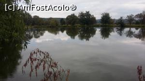 [P03] Un alt lac de la Complexul Fântâna Crăiesei, oraşul Făgăraş, România.  » foto by traian.leuca †
 - 
<span class="allrVoted glyphicon glyphicon-heart hidden" id="av839282"></span>
<a class="m-l-10 hidden" id="sv839282" onclick="voting_Foto_DelVot(,839282,4997)" role="button">șterge vot <span class="glyphicon glyphicon-remove"></span></a>
<a id="v9839282" class=" c-red"  onclick="voting_Foto_SetVot(839282)" role="button"><span class="glyphicon glyphicon-heart-empty"></span> <b>LIKE</b> = Votează poza</a> <img class="hidden"  id="f839282W9" src="/imagini/loader.gif" border="0" /><span class="AjErrMes hidden" id="e839282ErM"></span>