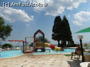 [P05] Piscina copiilor cu loc de joacă » foto by Kavarnap
 - 
<span class="allrVoted glyphicon glyphicon-heart hidden" id="av912175"></span>
<a class="m-l-10 hidden" id="sv912175" onclick="voting_Foto_DelVot(,912175,5032)" role="button">șterge vot <span class="glyphicon glyphicon-remove"></span></a>
<a id="v9912175" class=" c-red"  onclick="voting_Foto_SetVot(912175)" role="button"><span class="glyphicon glyphicon-heart-empty"></span> <b>LIKE</b> = Votează poza</a> <img class="hidden"  id="f912175W9" src="/imagini/loader.gif" border="0" /><span class="AjErrMes hidden" id="e912175ErM"></span>