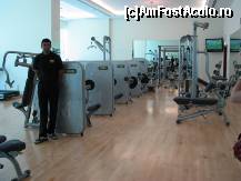 [P16] sala de fitness » foto by roxanai
 - 
<span class="allrVoted glyphicon glyphicon-heart hidden" id="av52768"></span>
<a class="m-l-10 hidden" id="sv52768" onclick="voting_Foto_DelVot(,52768,5037)" role="button">șterge vot <span class="glyphicon glyphicon-remove"></span></a>
<a id="v952768" class=" c-red"  onclick="voting_Foto_SetVot(52768)" role="button"><span class="glyphicon glyphicon-heart-empty"></span> <b>LIKE</b> = Votează poza</a> <img class="hidden"  id="f52768W9" src="/imagini/loader.gif" border="0" /><span class="AjErrMes hidden" id="e52768ErM"></span>