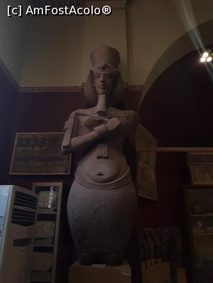 [P15] Muzeul Egiptean, statuia lui Akhenaton » foto by Enki
 - 
<span class="allrVoted glyphicon glyphicon-heart hidden" id="av1208311"></span>
<a class="m-l-10 hidden" id="sv1208311" onclick="voting_Foto_DelVot(,1208311,5067)" role="button">șterge vot <span class="glyphicon glyphicon-remove"></span></a>
<a id="v91208311" class=" c-red"  onclick="voting_Foto_SetVot(1208311)" role="button"><span class="glyphicon glyphicon-heart-empty"></span> <b>LIKE</b> = Votează poza</a> <img class="hidden"  id="f1208311W9" src="/imagini/loader.gif" border="0" /><span class="AjErrMes hidden" id="e1208311ErM"></span>