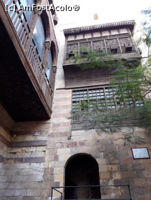[P22] Una din casele in stil islamic. Desi strada este foarte galagioasa, in curtea interioara este linista aproape perfecta » foto by Enki
 - 
<span class="allrVoted glyphicon glyphicon-heart hidden" id="av1208318"></span>
<a class="m-l-10 hidden" id="sv1208318" onclick="voting_Foto_DelVot(,1208318,5067)" role="button">șterge vot <span class="glyphicon glyphicon-remove"></span></a>
<a id="v91208318" class=" c-red"  onclick="voting_Foto_SetVot(1208318)" role="button"><span class="glyphicon glyphicon-heart-empty"></span> <b>LIKE</b> = Votează poza</a> <img class="hidden"  id="f1208318W9" src="/imagini/loader.gif" border="0" /><span class="AjErrMes hidden" id="e1208318ErM"></span>